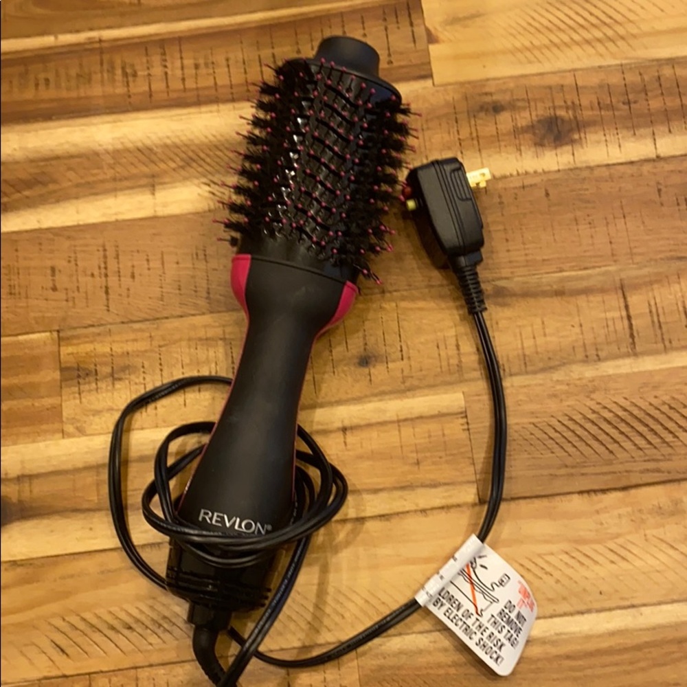 Revlon Salon one step blow dryer and volumizer